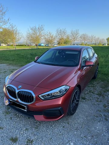 BMW 1.16i /Sunroof-Panoroma/Live Cockpit/CarPlay/19