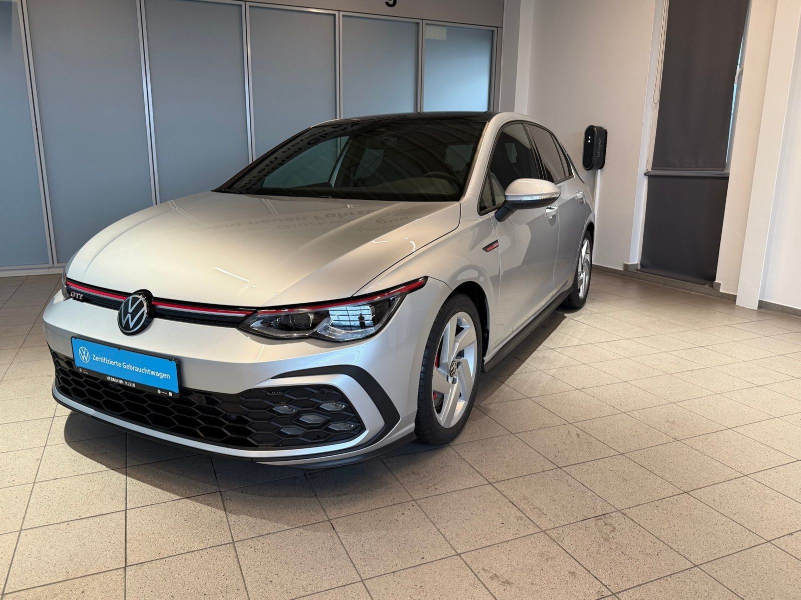 Volkswagen Golf GTI VIII 2.0 TSI Harmann Kardon AHK Pano foto 3