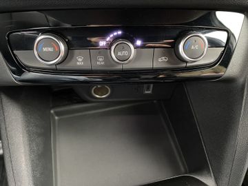 Bild 20 Opel Corsa GS NAVI/KLIMA-AUTO/PDC v+h+CAM/TOTWINKEL