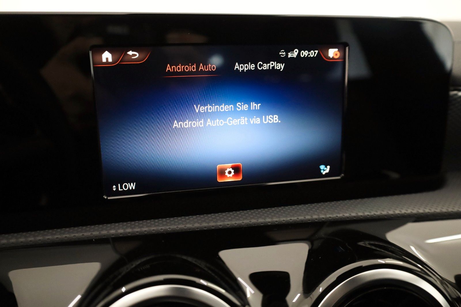 Fahrzeugabbildung Mercedes-Benz CLA 250e SB Progressive,Leder,Navi,LED,Kamera+WR
