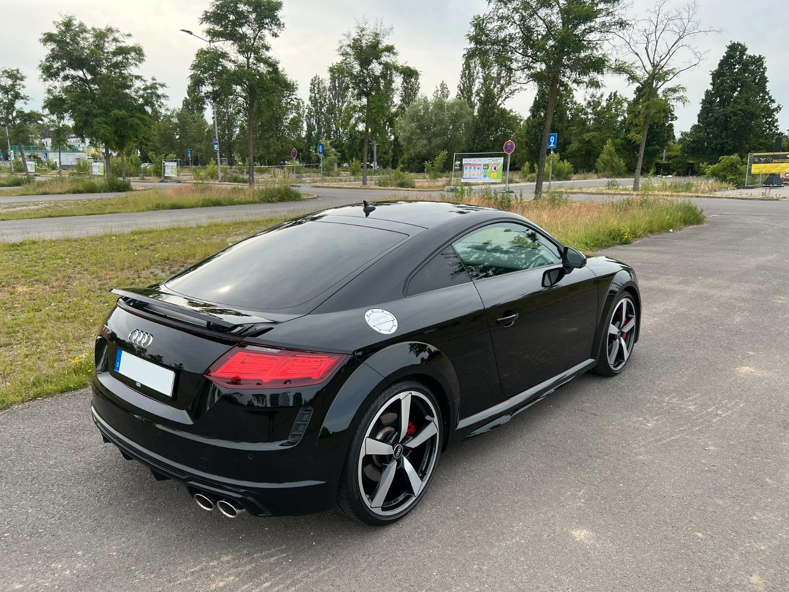 Audi TTS Navi LED Bang & Olufsen myhtosschwarz