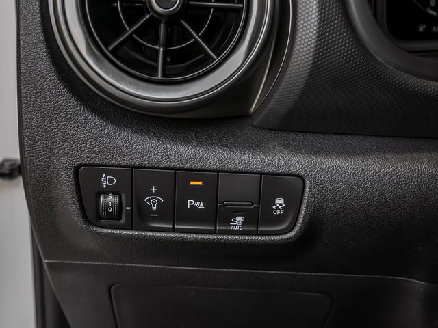 Hyundai Kona Trend Elektro 2WD Kamera KRELL Navi LED
