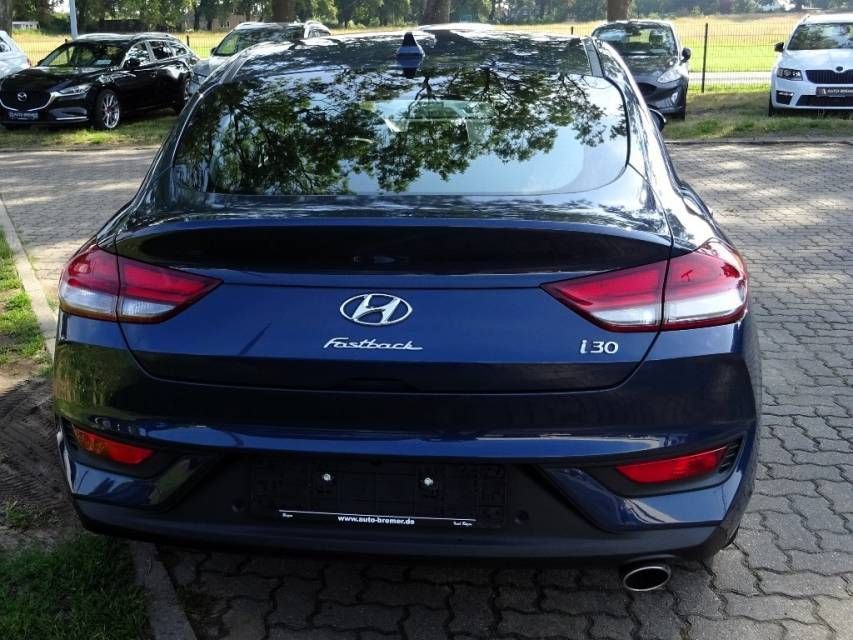 Fahrzeugabbildung Hyundai i30 i 30  Fastback 1.4 T-GDI  Trend