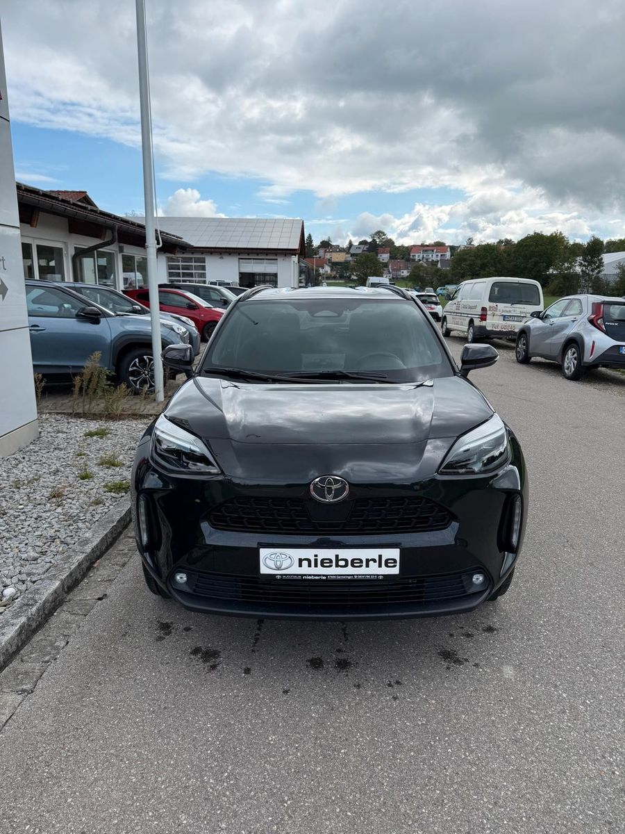 Toyota Yaris Cross Hybrid Teamplayer + Winter-Paket imagem 2