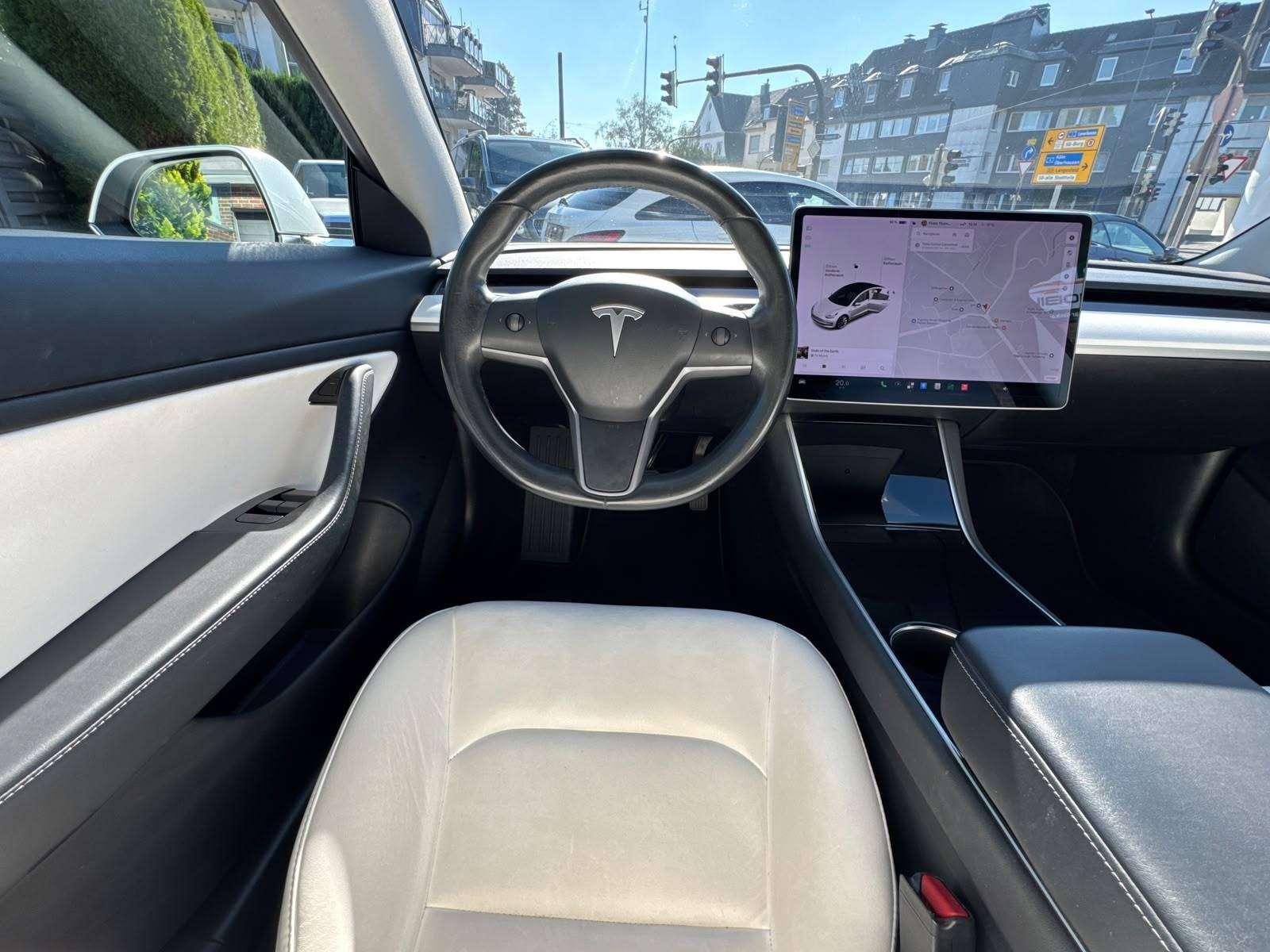 Tesla Model 3 Long Range 4x4 351ch - 1ère main - CT récent - Pneus été + Hiver - Hayon éléctrique - AFL