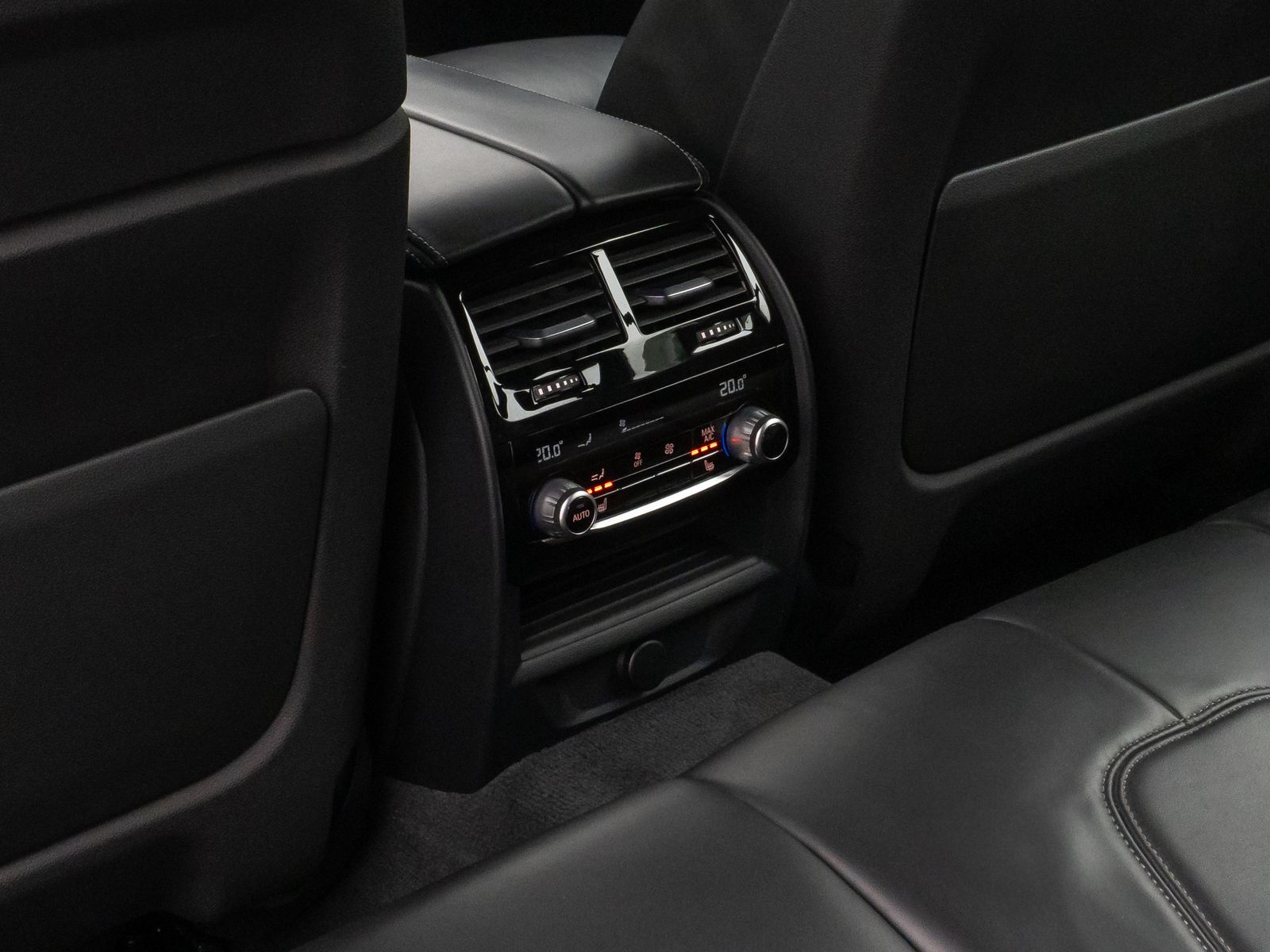 Fahrzeugabbildung BMW 540i xD Luxury Line Kamera HUD HiFi Komfort AHK