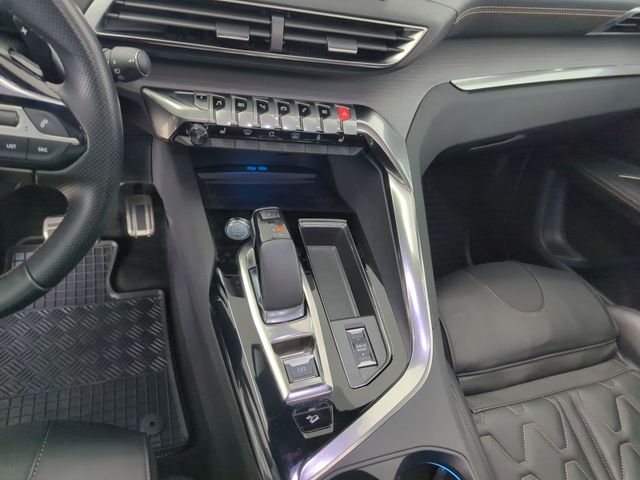 3008 Hybrid4 300 GT EAT8*PANO*LEDER*FOCAL*