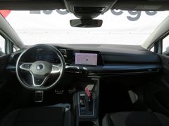 VW Golf VIII 2.0 TDI Active DSG LED Nav Ahk Rfk 16' VW Golf VIII 2.0 TDI Active DSG LED Nav Ahk Rfk 16'