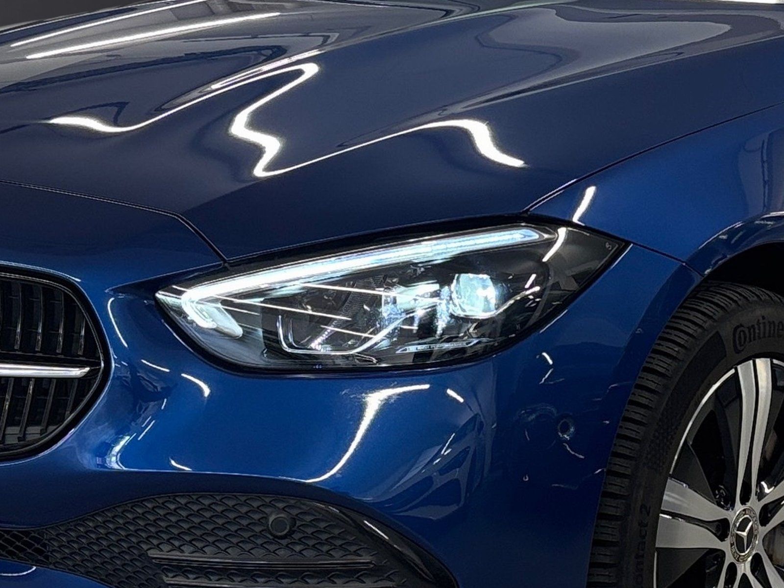 Fahrzeugabbildung Mercedes-Benz C 300 e T*DISTRONIC*HuD*Burmester*Pano-Dach*LED*