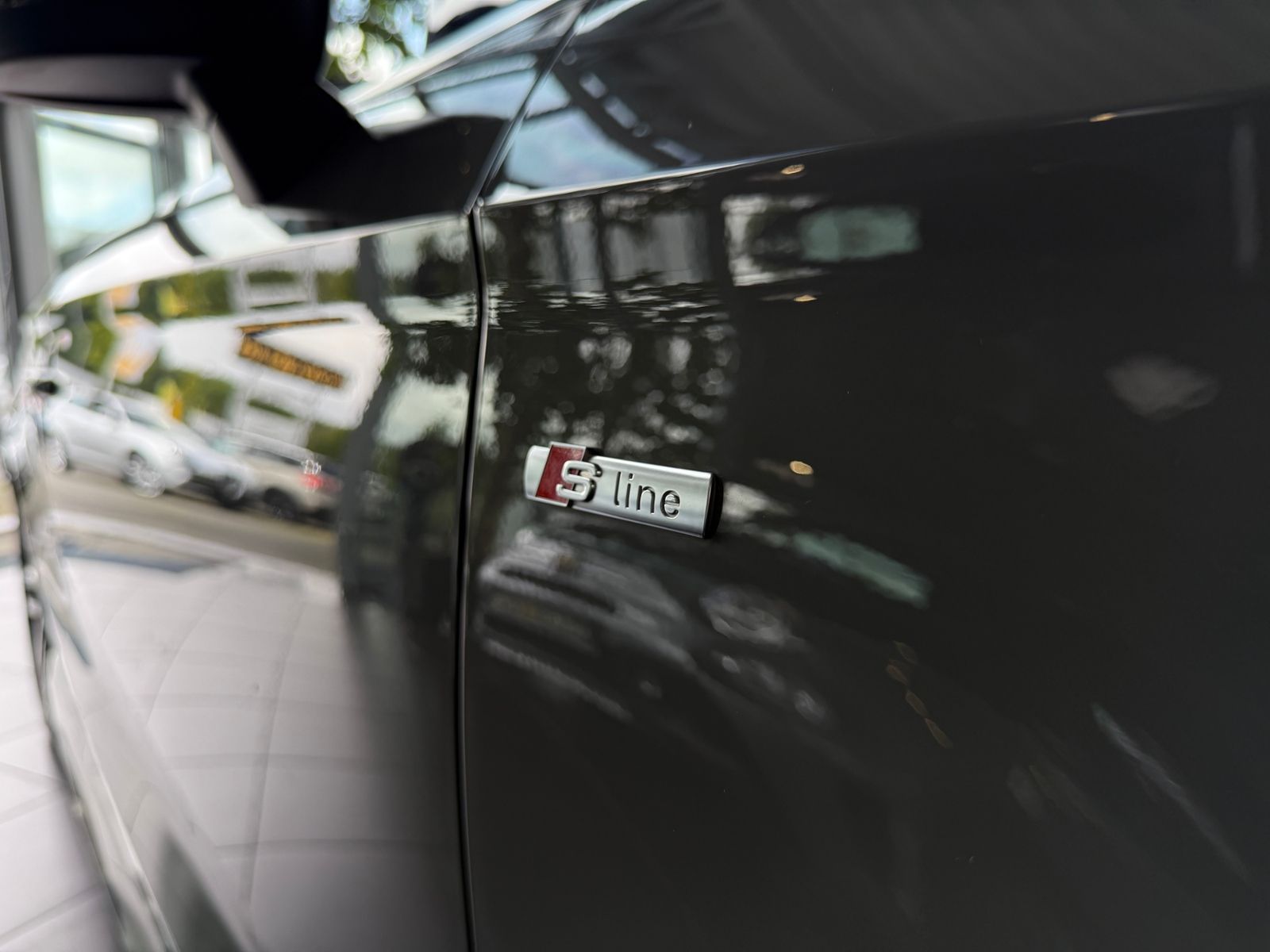 Fahrzeugabbildung Audi A3 Cabriolet S-Line LED NAVI ALU