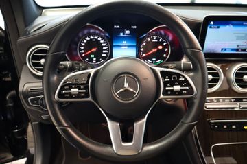 Mercedes-Benz GLC 300 4Matic Pano AHK Multibeam AMG Line