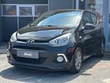 Hyundai i10 YES!*SHZ*TEMPOMAT*MFKL*MEDIA* - Hyundai i10: Schwarz