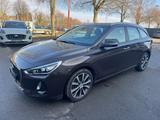 Hyundai i30 1.0 T-GDI Passion - Hyundai i30 Gebrauchtwagen in Oberhausen