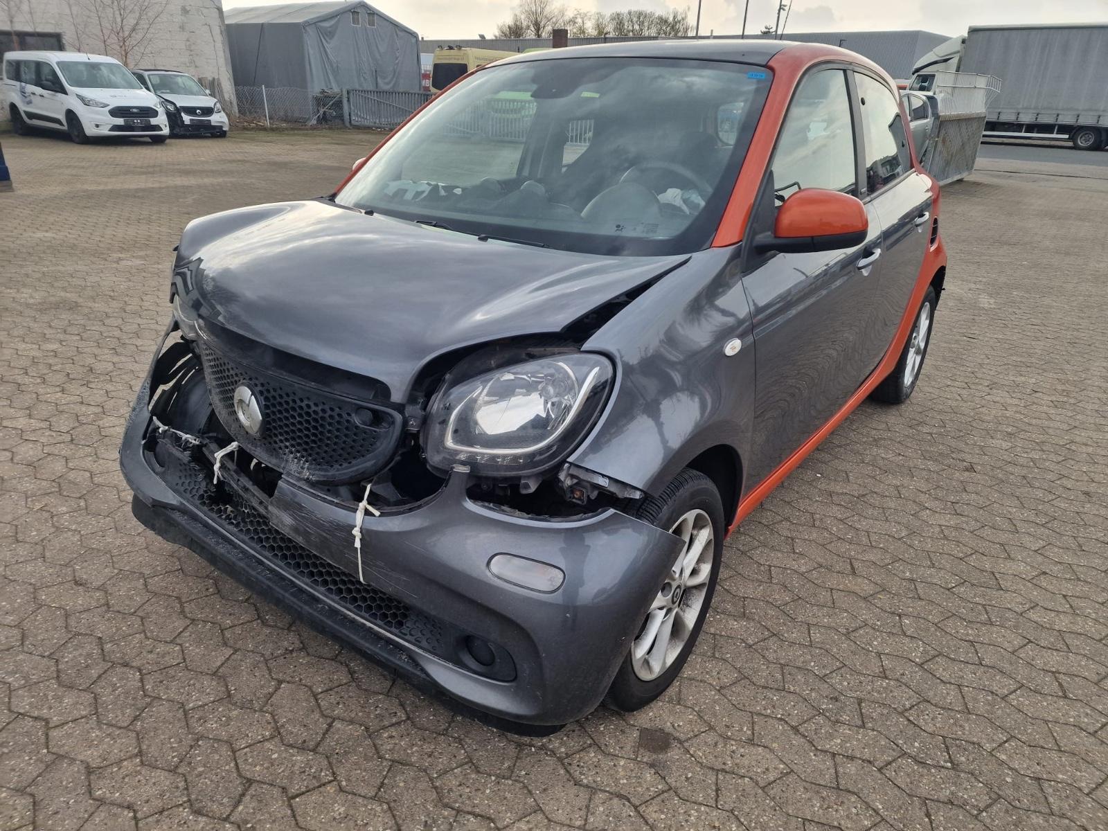 Smart ForFour Passion 90PS  Automatik,Navigation,Alu,,