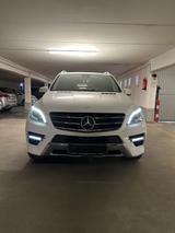 Mercedes-Benz ML 350 BlueTEC 4MATIC - - Mercedes-Benz ML-Klasse Gebrauchtwagen in München