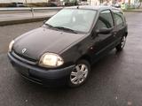 Renault Clio 1.2 TÜV NEU 97KM - gebrauchte Renault Clio aus dem Jahr 2000