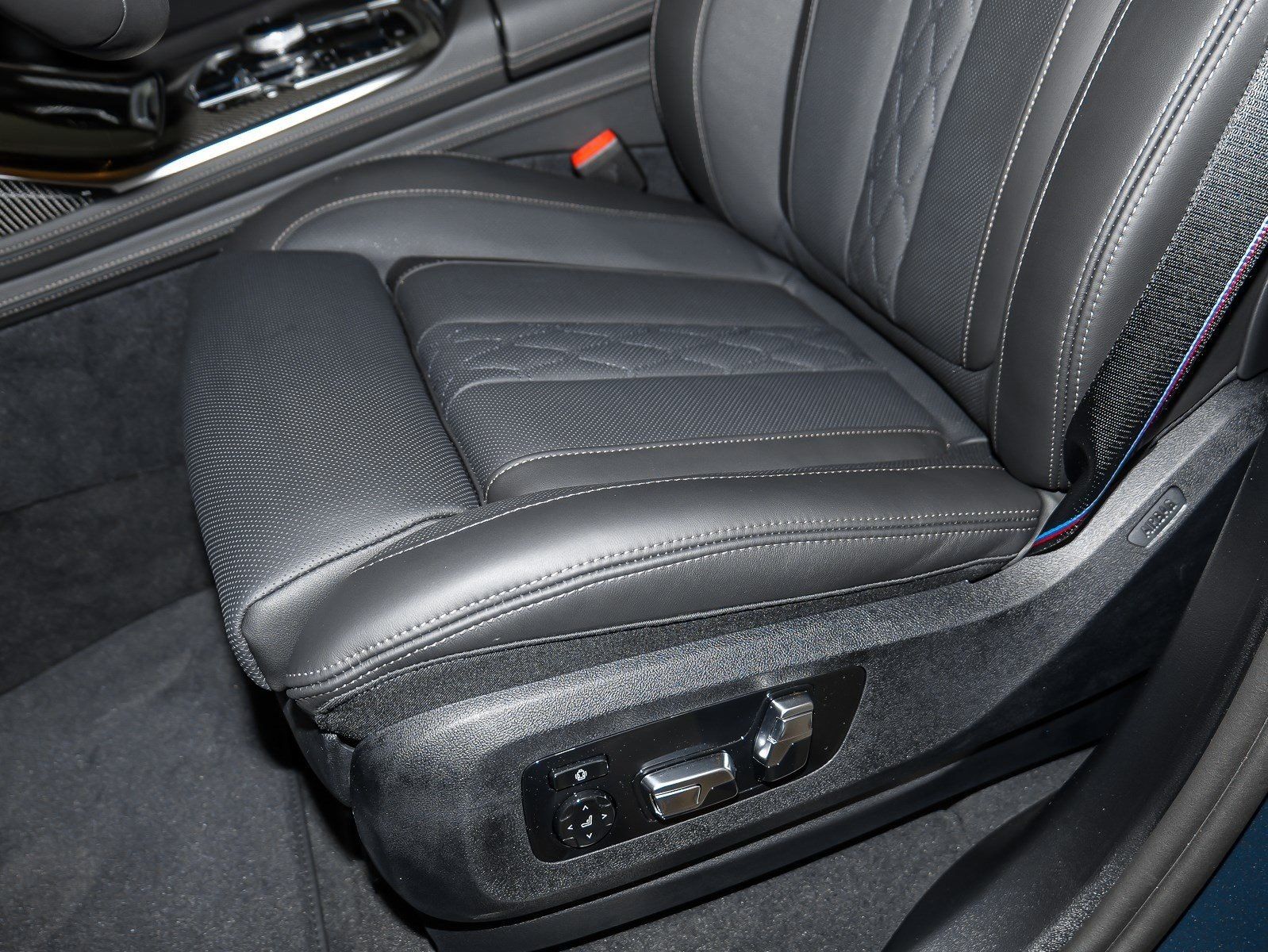 BMW X7 M60 - Bild 19