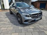 Mercedes-Benz GLC 350 d 4MATIC Coupé AMG 1. Hand  - mit Diesel-Antrieb: Coupe, Grau, Head-Up Display