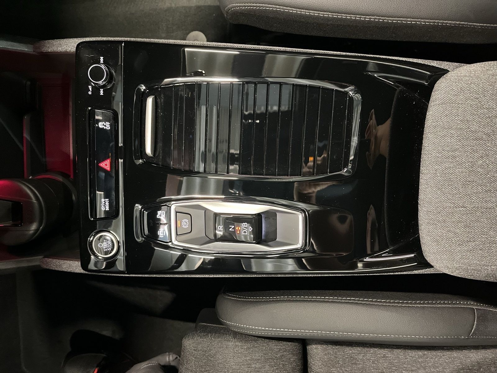 Audi Q6 e-tron quattro 360 4SHZ ACC Akustikglas foto 15