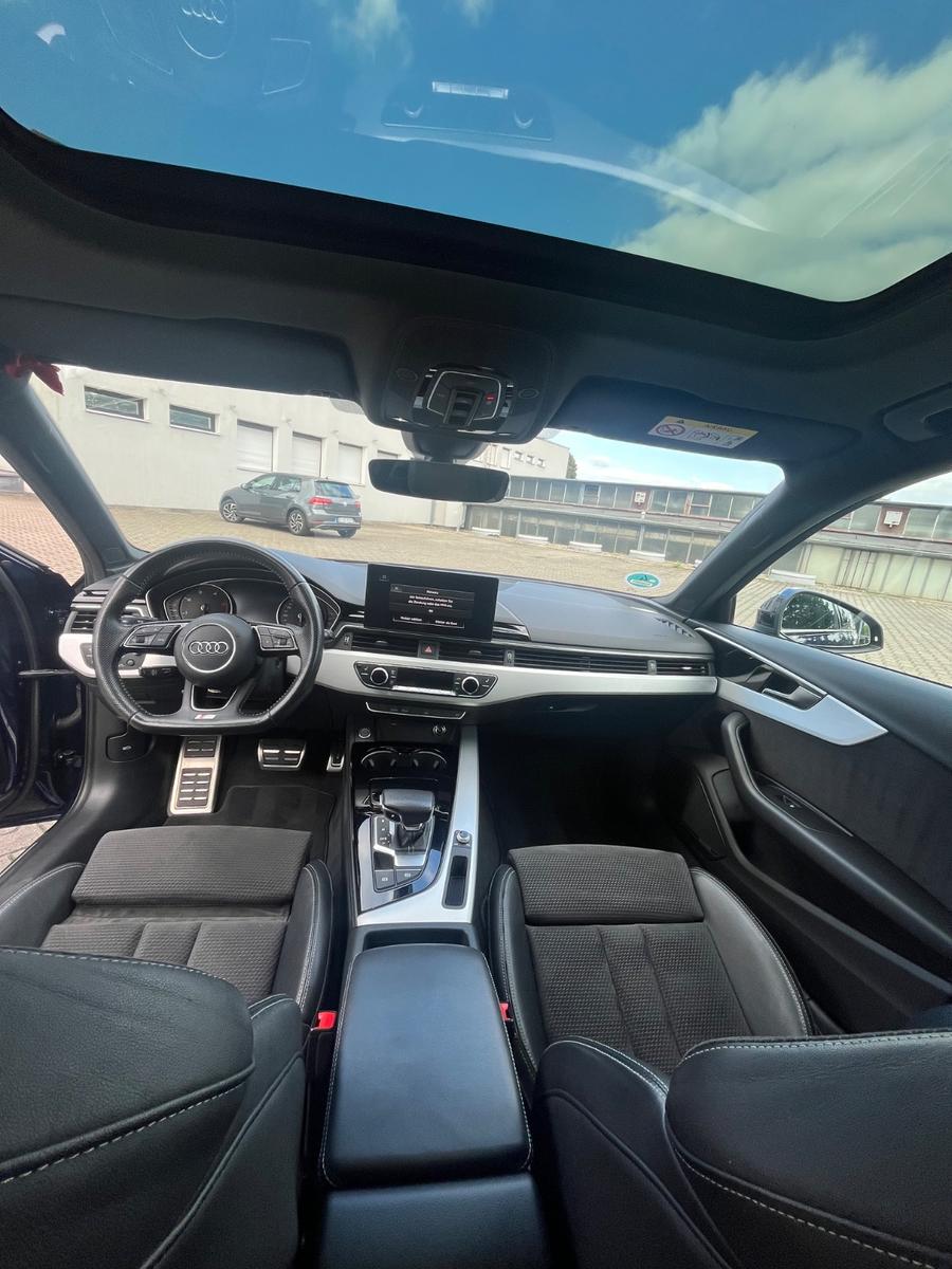 Audi A4 30 TDI S tronic 2x S-Line Blackedition Avant 