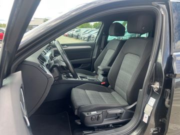 Volkswagen Passat Variant - 12