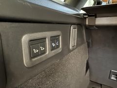 Foto Nummer 17: LAND ROVER Range Rover Velar