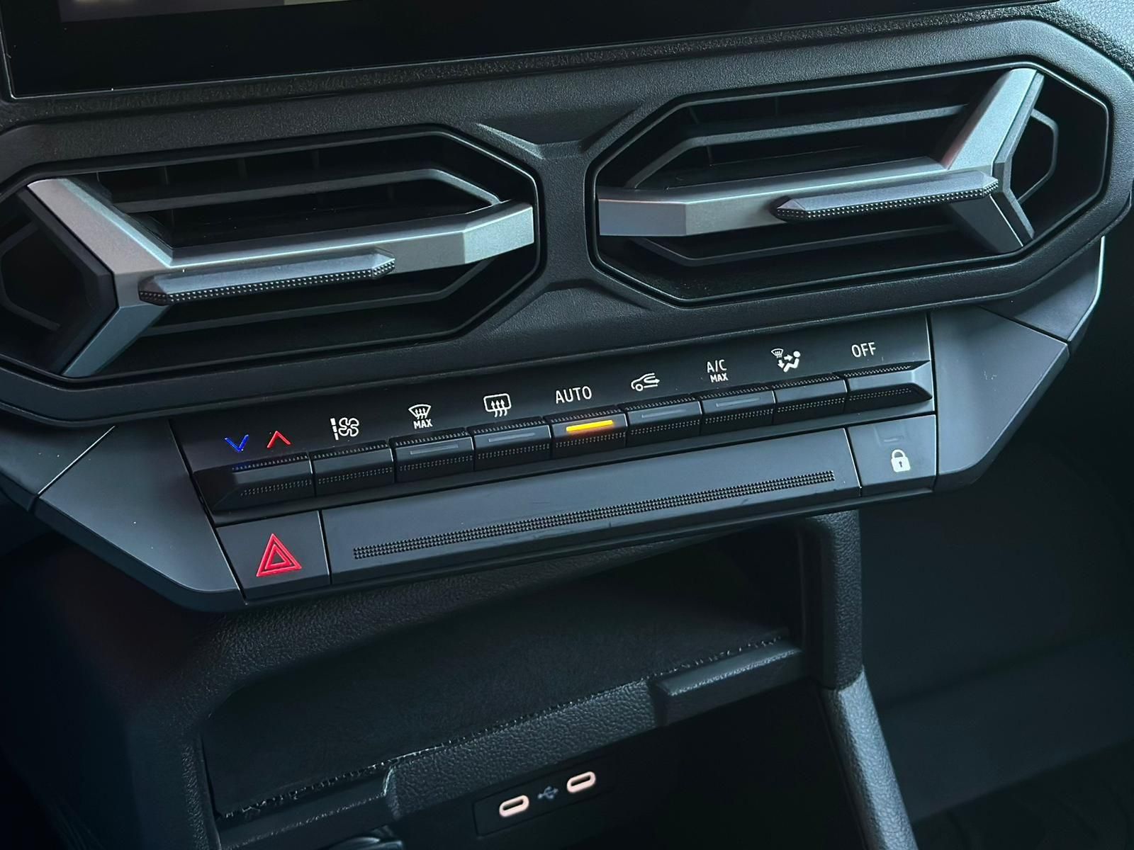 DACIA Duster 1.2TCE 130 JOURNEY MILDHYBRID* LED#SHZ#LH - Image 14