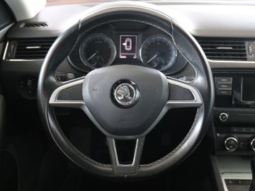 Skoda Octavia COMBI EDITION XENON PDC ANHÄNGERKUPPLUNG
