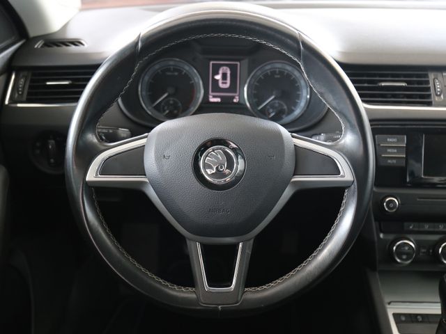 Skoda Octavia COMBI EDITION XENON PDC ANHÄNGERKUPPLUNG