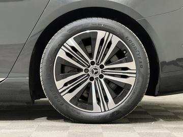 2021 Mercedes-BENZ EQS — миниатюра 38
