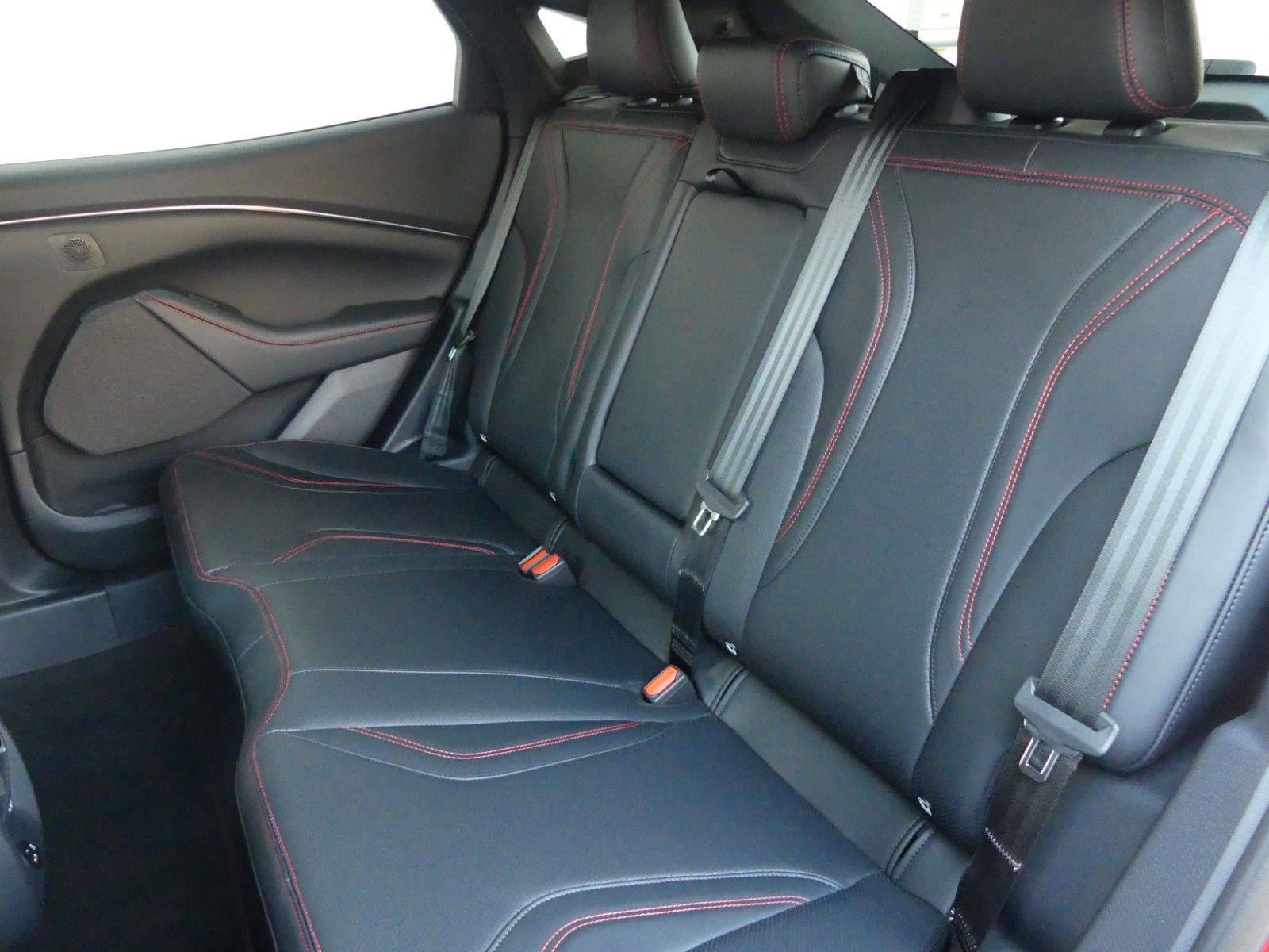 Fahrzeugabbildung Ford Mustang Mach-E Premium Tech.-Paket*360° Kamera*