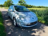 Nissan Leaf Zero Emission Elektro - silberne Nissan Leaf