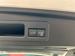 TOYOTA 4-Runner Trailhunter *On Stock*