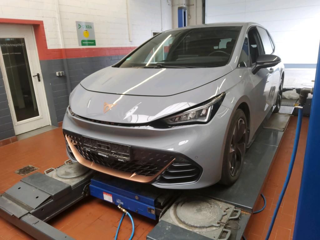 CUPRA Born 150KW62kWh Below Zero BEATS NAVI LED 19LM