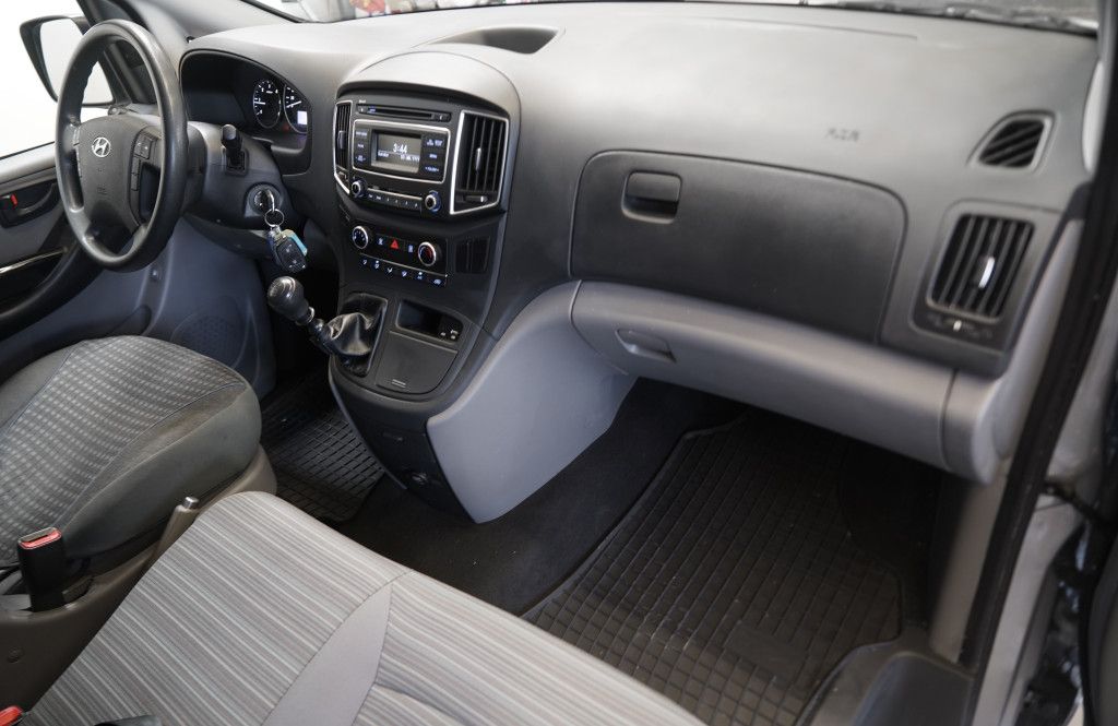 Hyundai H 1