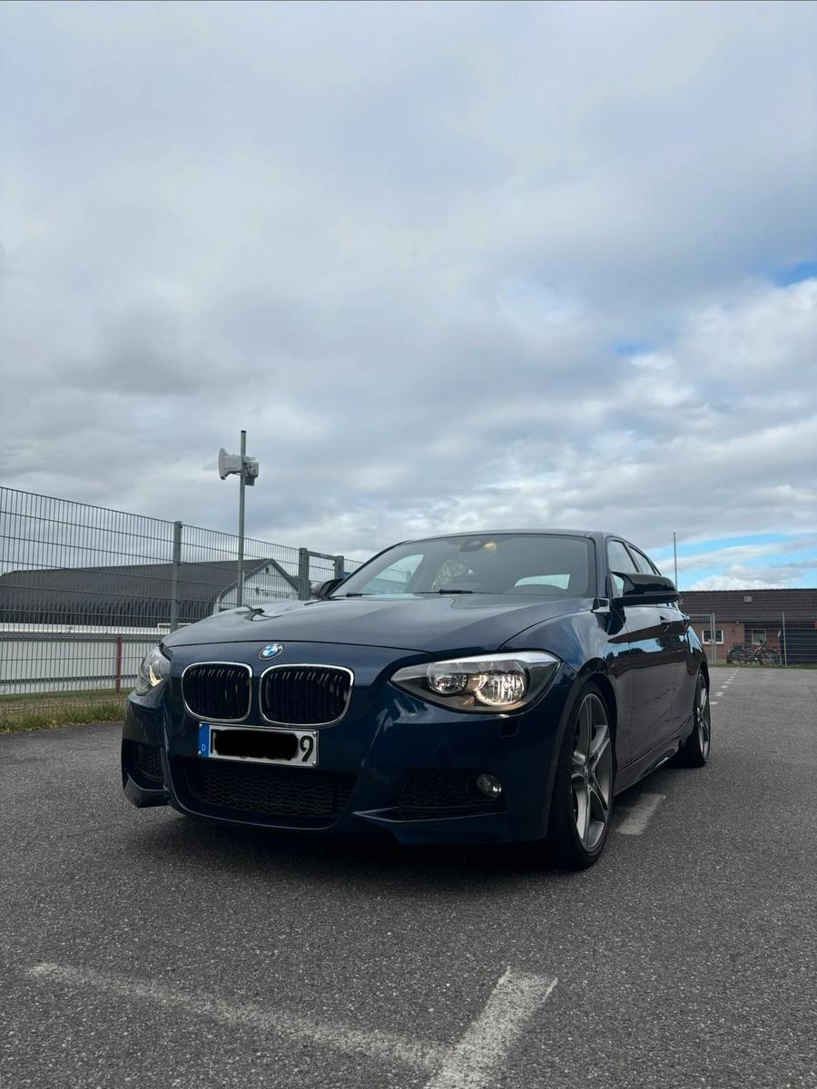 BMW 118, 2011