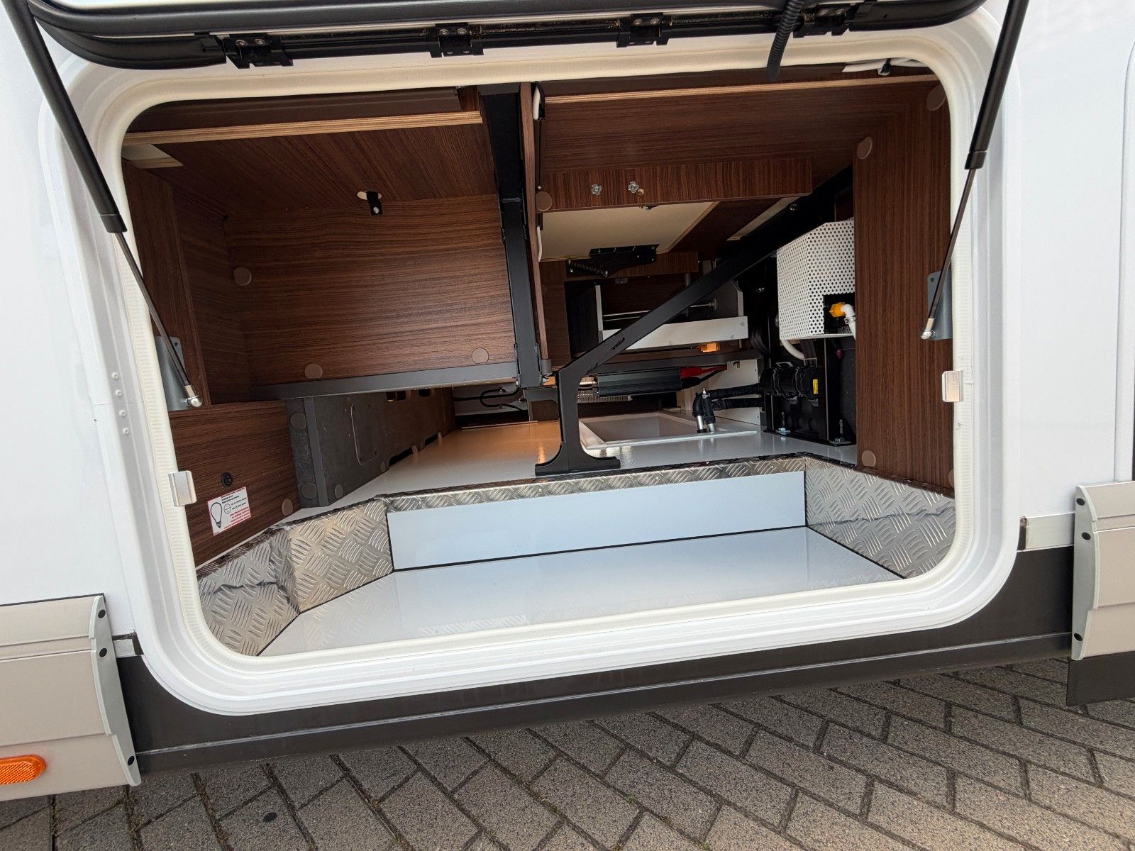 Fahrzeugabbildung Carthago chic c-line I 4.9 LE