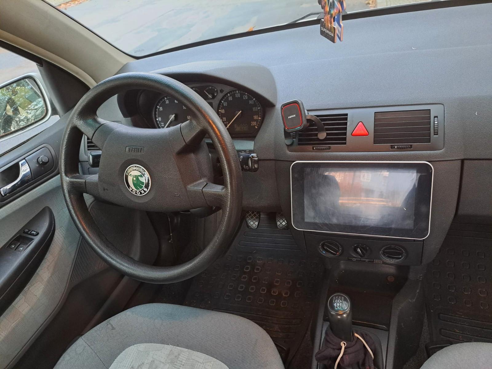 Skoda Fabia 2004 — photo 8