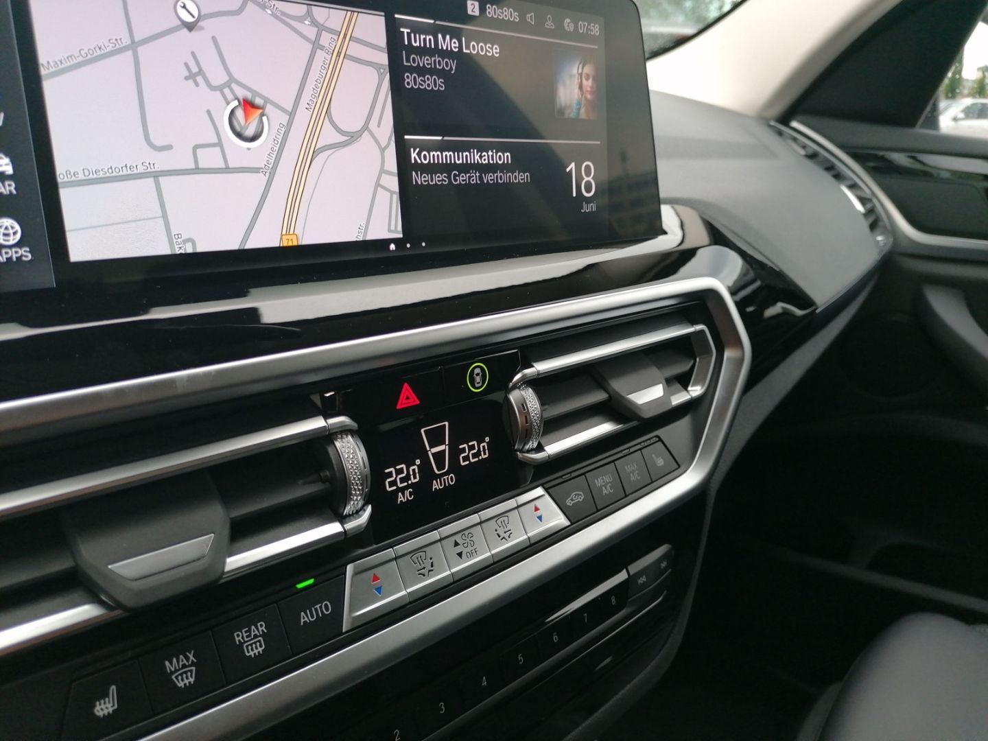 BMW X3 xDrive20d HUD StandHZG Navi Digitales Cockpit foto 24