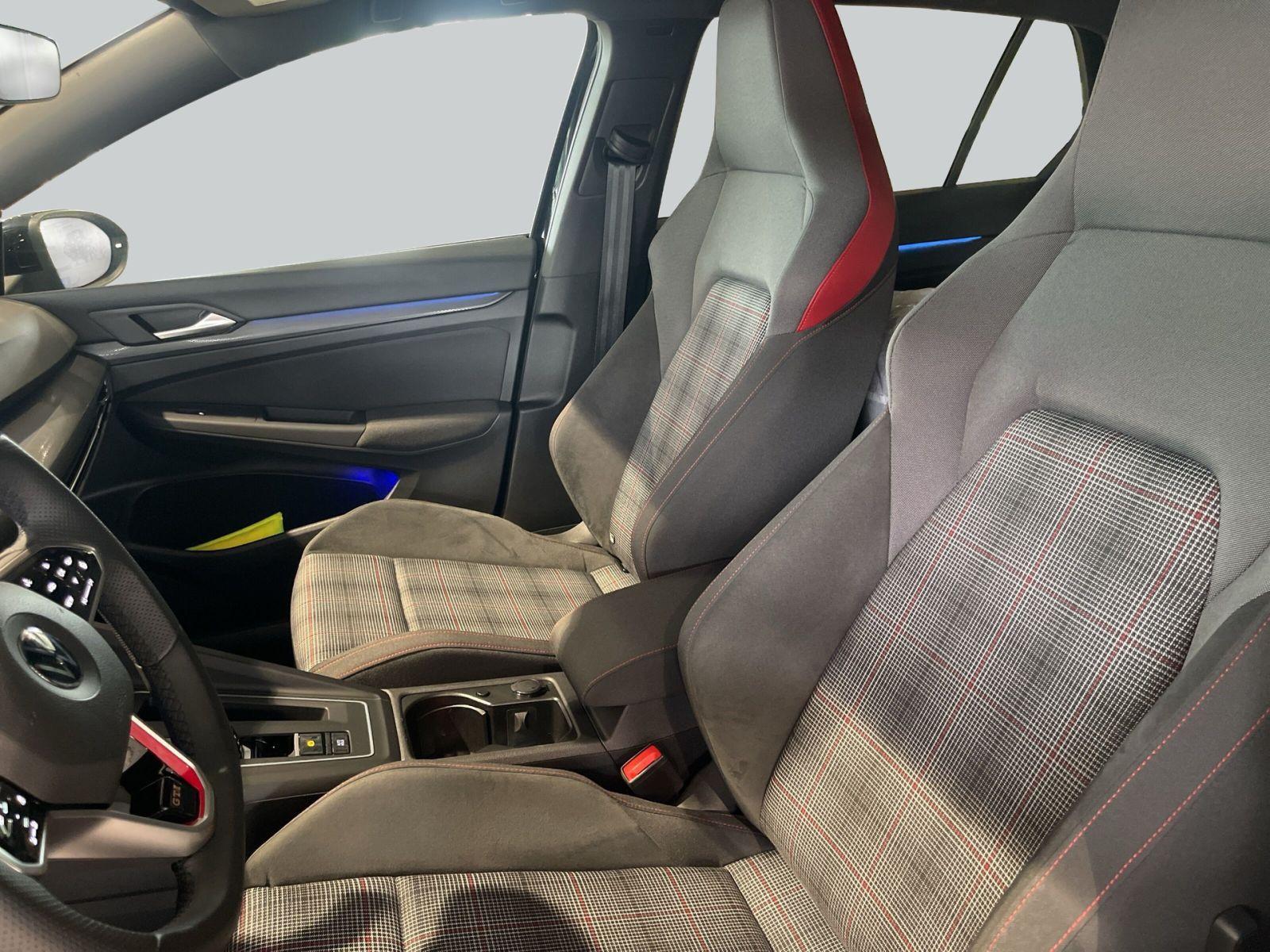 Volkswagen Golf VIII GTI 2.0 TSI OPF DSG RFK/NAV/, миниатюра 10