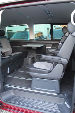 Volkswagen T6.1 Multivan Generation SIX DSG AHK ACC Standhz