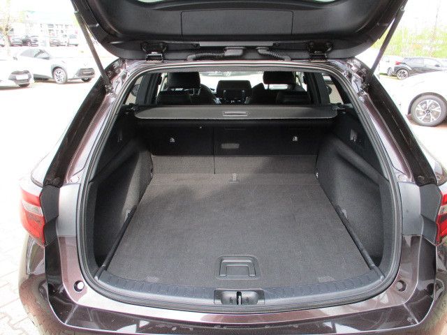 Fahrzeugabbildung Toyota Corolla Touring Sports Hybrid Team D