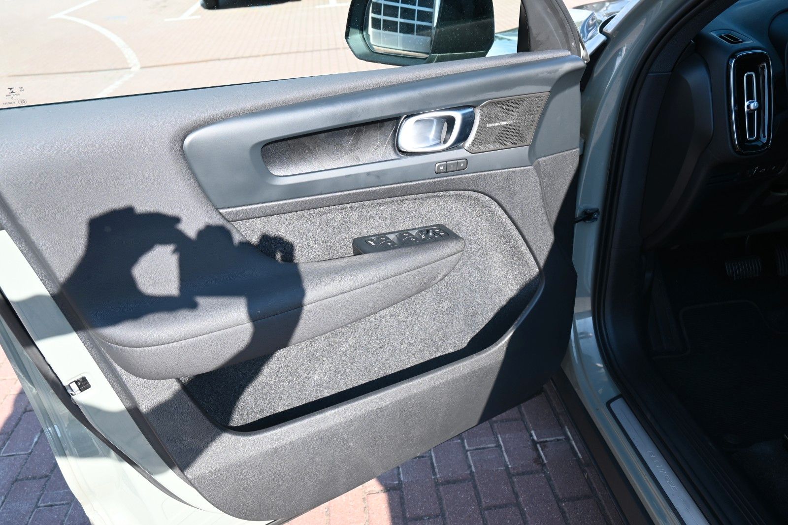 Fahrzeugabbildung Volvo XC40 Ultimate Dark T5 PHEV Ultimate*360°*PANO*