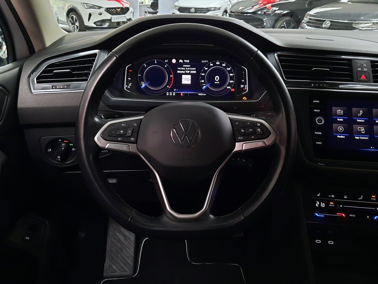 Fahrzeugabbildung Volkswagen Tiguan Allspace Life TDI *Standhzg*Navi*Cam*LED*