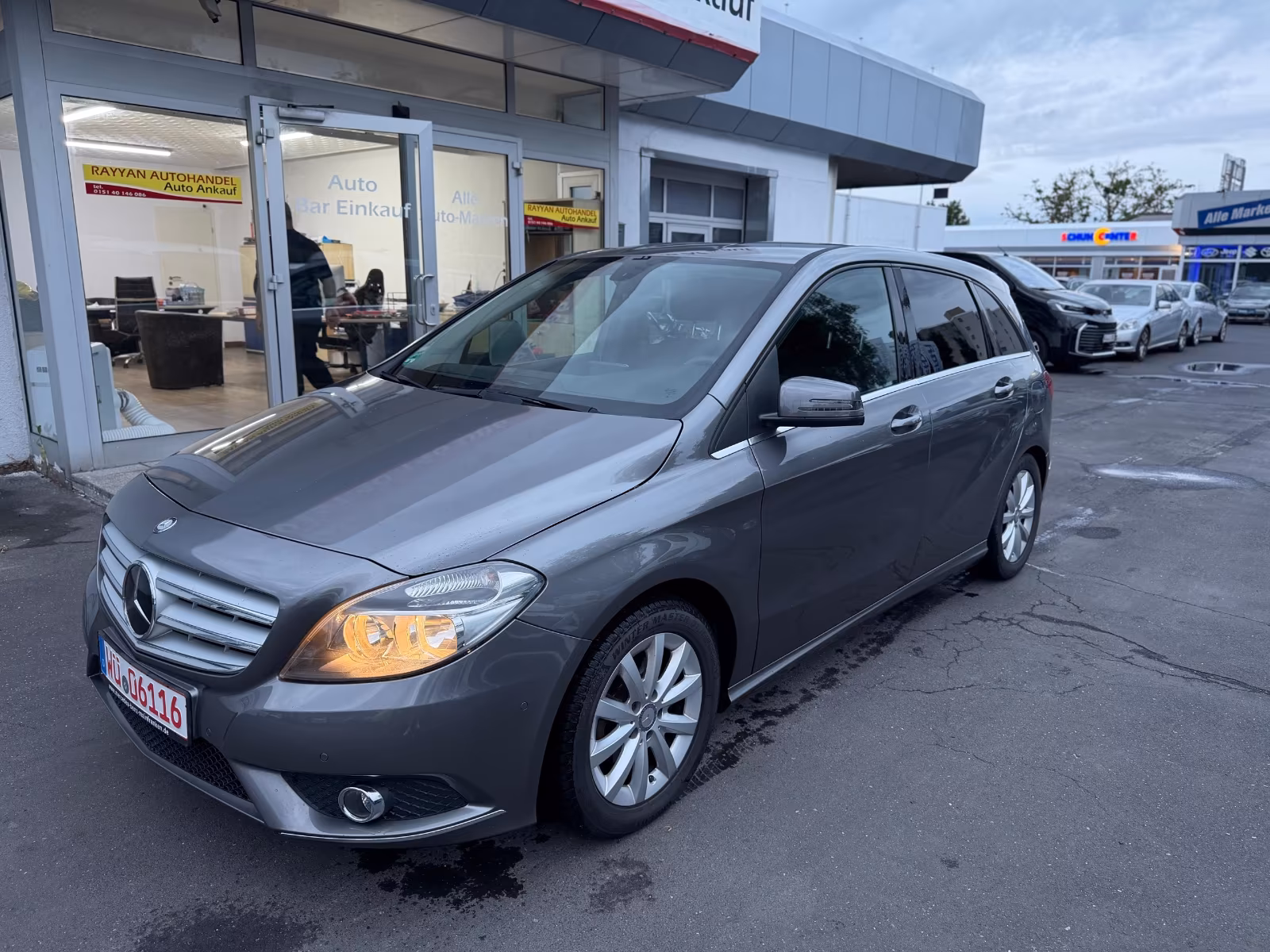 Mercedes-Benz B 180 AUTOMATIK