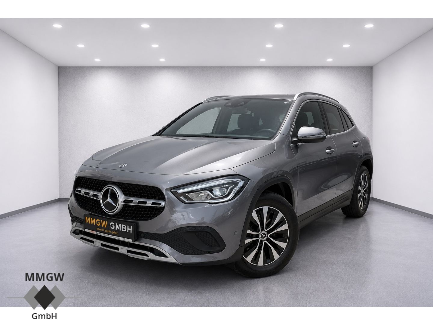 MERCEDES-BENZ GLA 200 Style AHK/Navi/DigitalesCockpit/LED/CarP