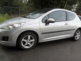 Peugeot 207 Urban Move Panoramadach/klima /Scheckheft - gebrauchte Peugeot 207 aus dem Jahr 2010