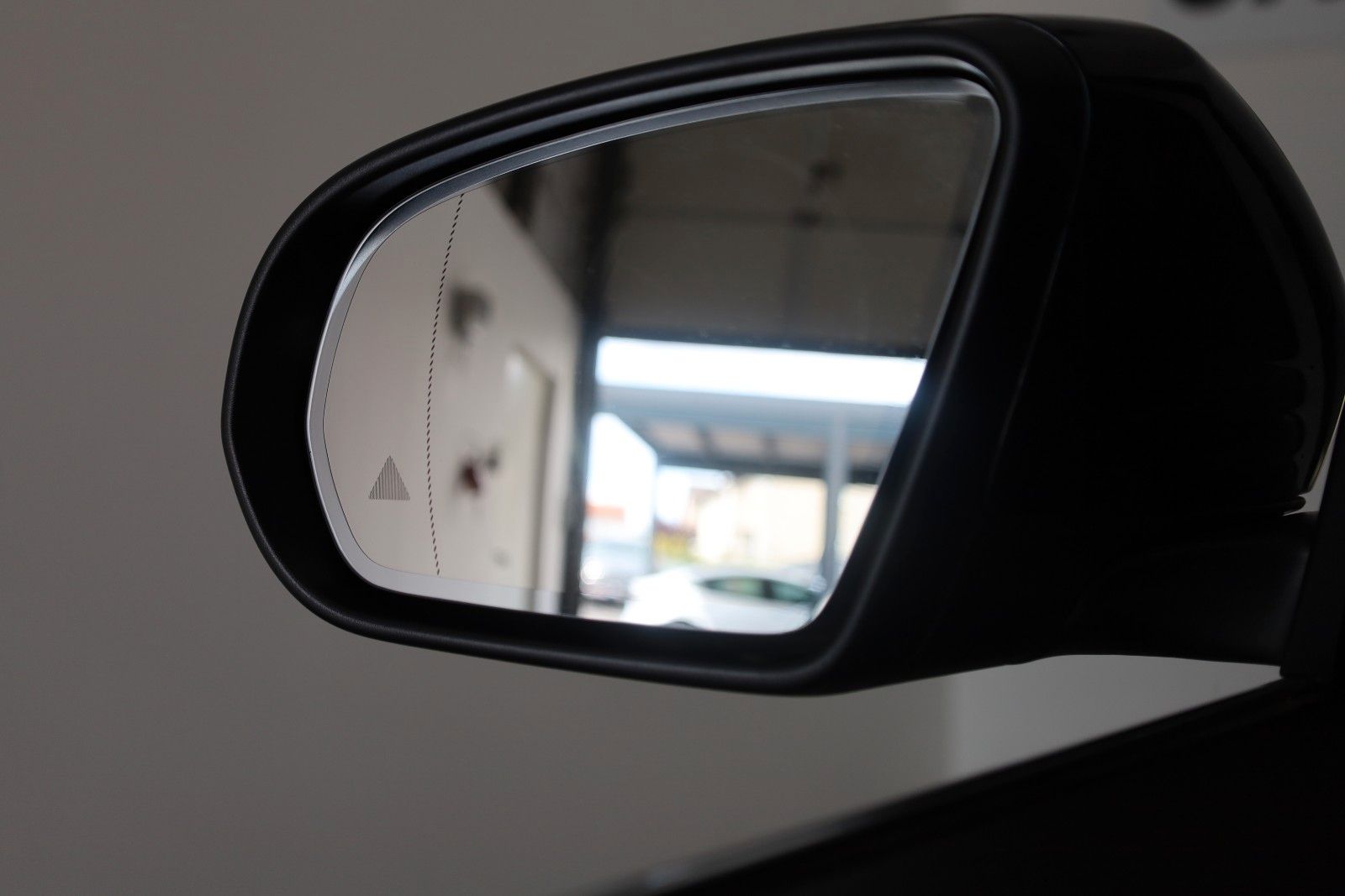 Fahrzeugabbildung Mercedes-Benz GLB 200d Progressive,Leder,Navi,LED,SH,Kamer,AHK