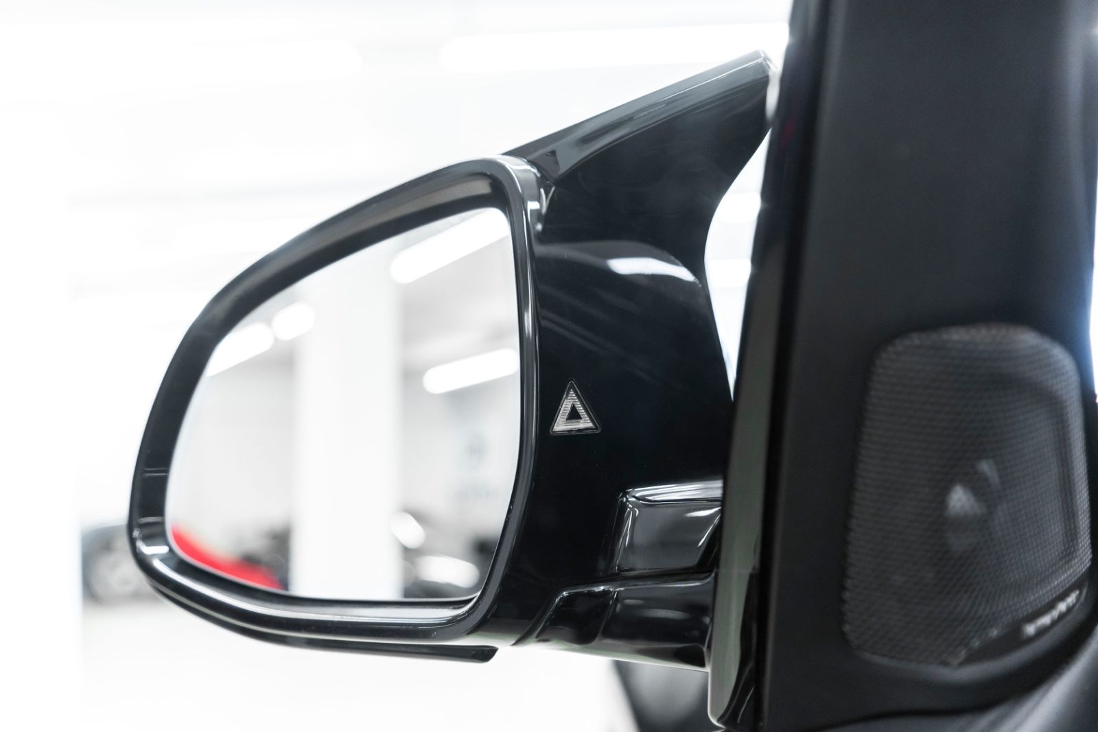 Fahrzeugabbildung BMW X6 xDrive50i M-SPORTPAKET 360° H&K ACC HUD TOTW