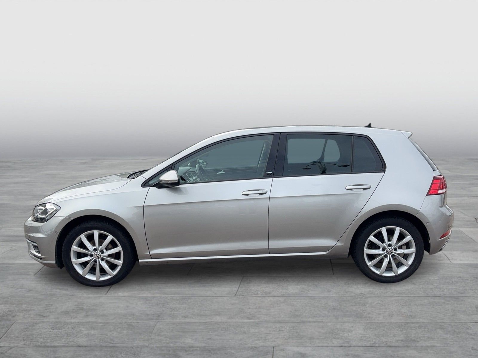 Fahrzeugabbildung Volkswagen Golf VII Lim. TSI Sound LED ACC PDC APP-Connect